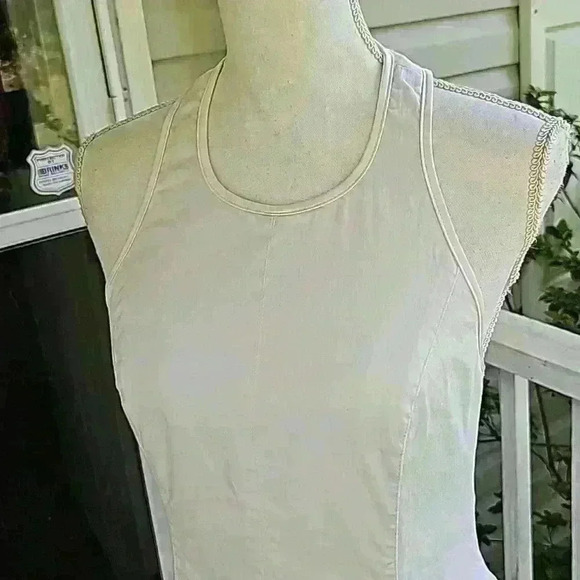 Jessica Simpson size 6 white halter top dress - Picture 2 of 6